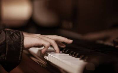 Immagine: Canva_pianoforte