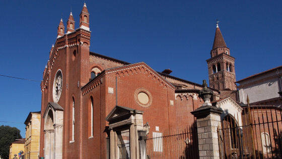 Immagine: Chiesa di Santa Corona