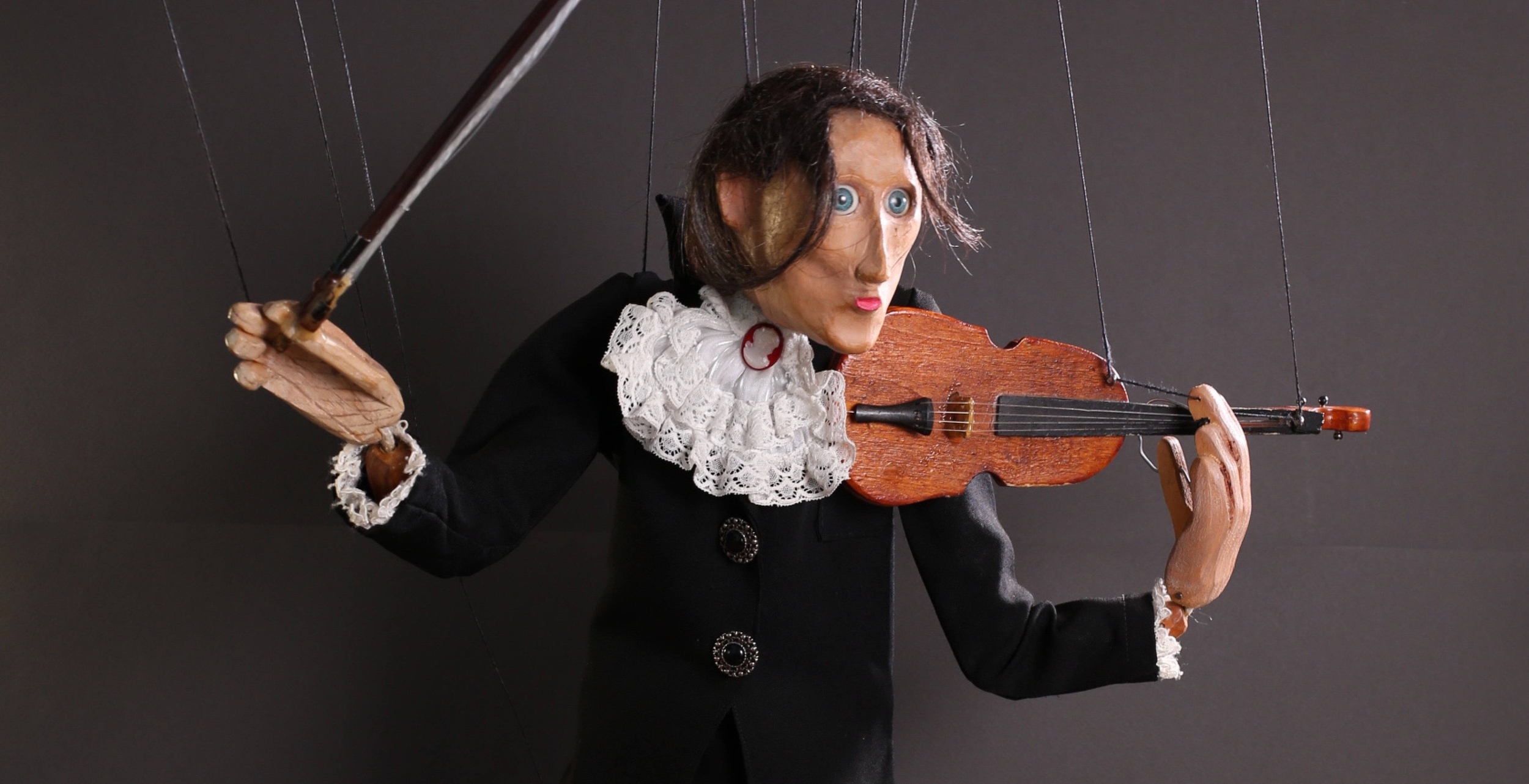 Immagine: Appeso ad un filo