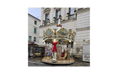 Immagine: Giostra cavalli