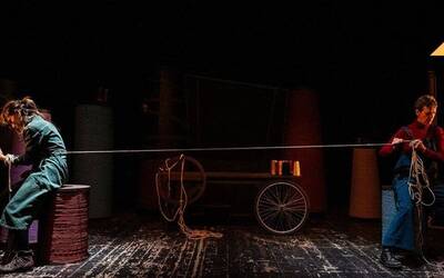 Immagine: La Gabriella e le ragazze_mutazioni 06