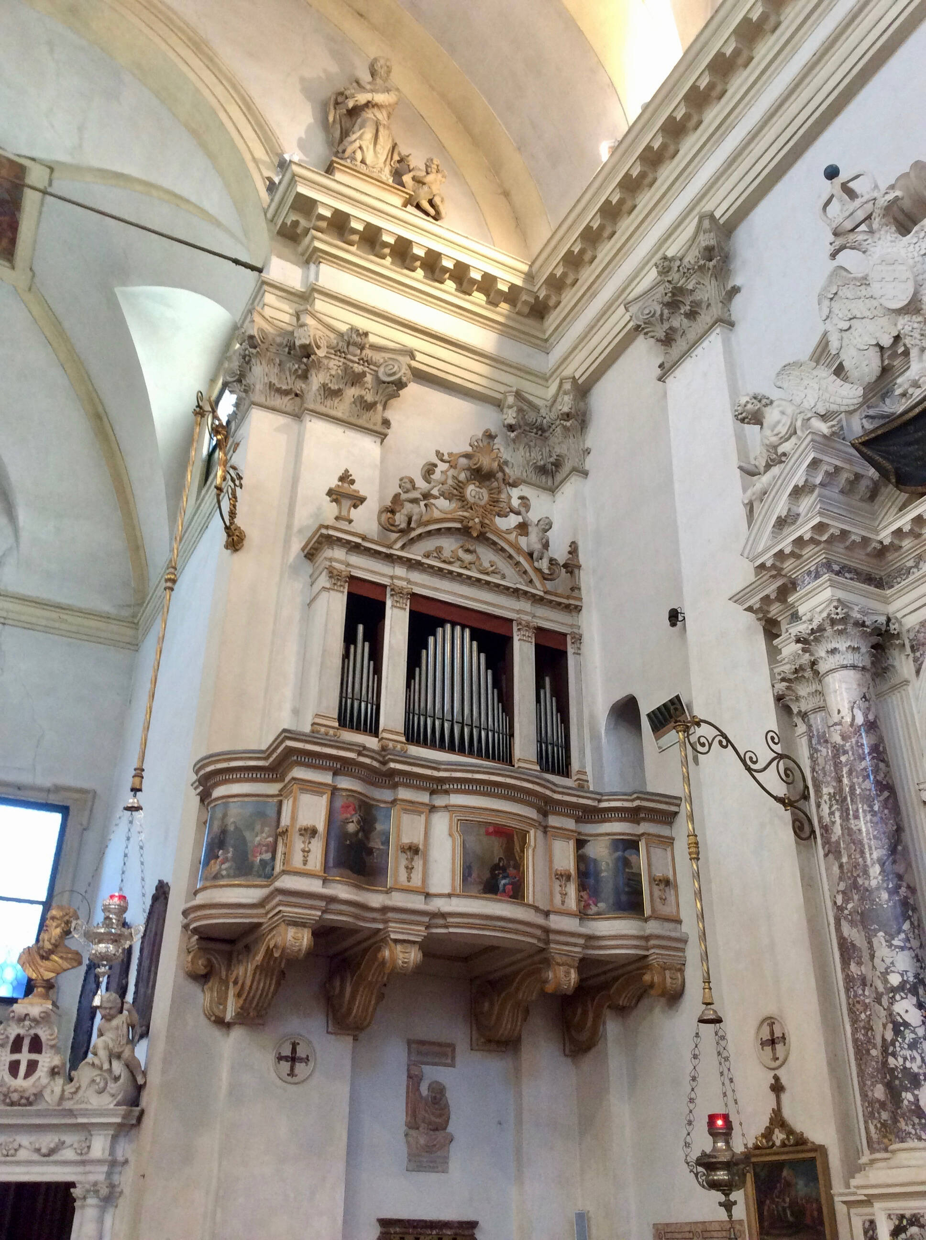Immagine: Organo De Lorenzi, chiesa di S. Giuliano (Vicenza)
