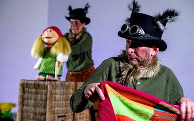 Immagine: spettacolo Cappuccetto la Piccola Peste