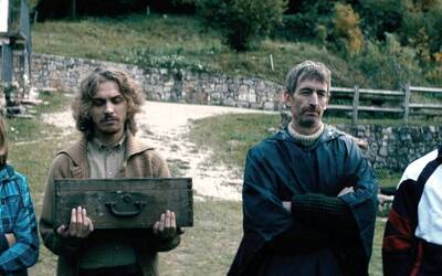 Immagine: "Squali" (un fotogramma)