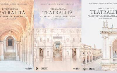 Immagine: Teatralità mostra