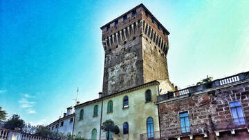 Torrione di porta Castello