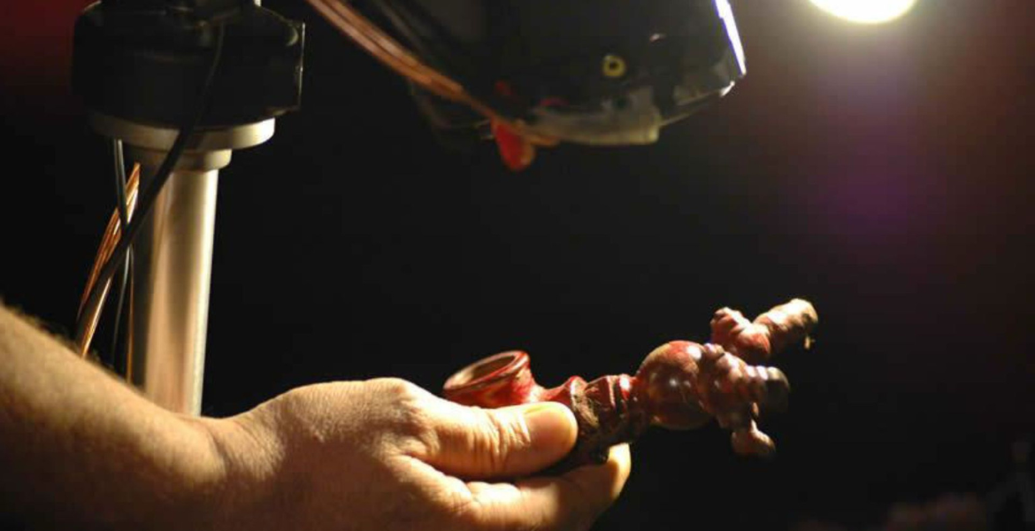 Immagine: Vicenza Sarajevo_Fiori rossi sulla pelle